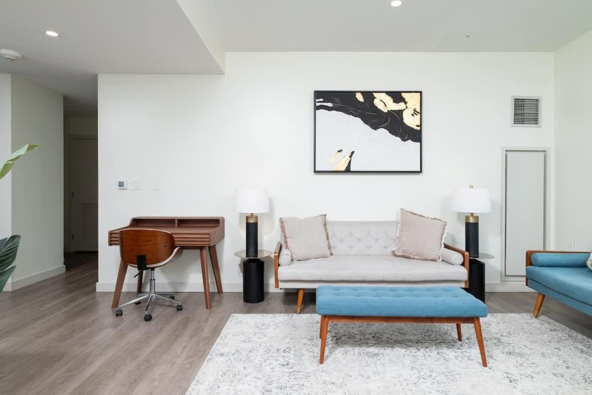 Apartamento North End 2br W Pool & Gym *