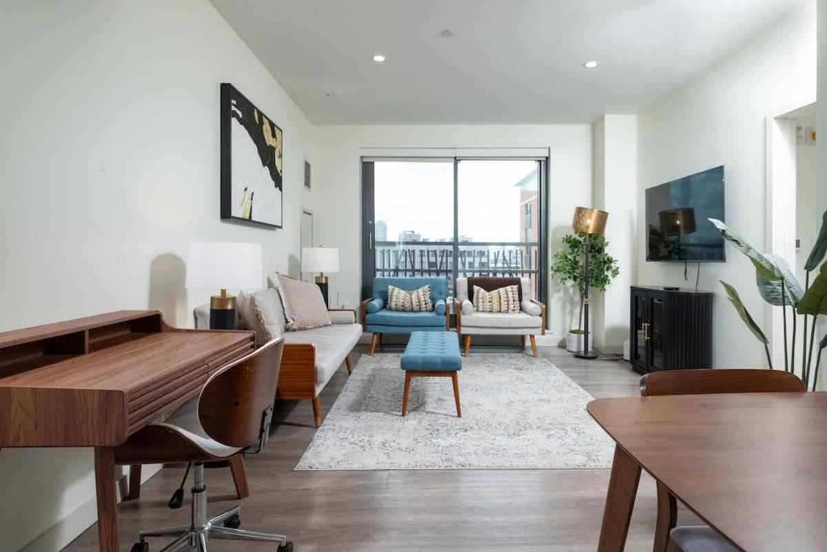 North End 2br W Pool & Gym Apartamento *
